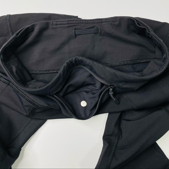 Lululemon Black Crop Athletic Pants - Picture 5 of 13